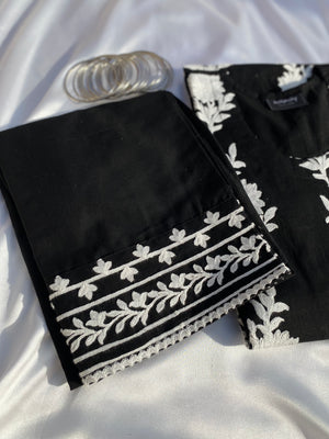 Monochrome embroidered 2pc