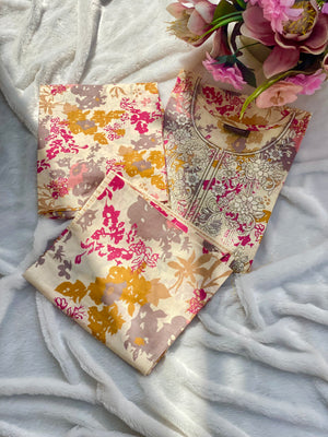 Luxe Winter Tales - Golden Reverie