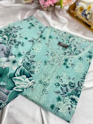 Luxe Winter Tales - Aqua Éclat